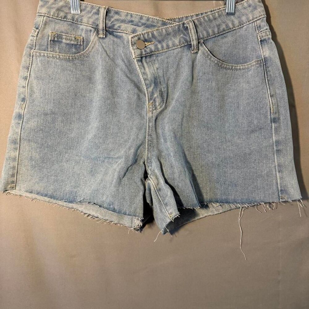 Dazy Women's Blue Jean Shorts